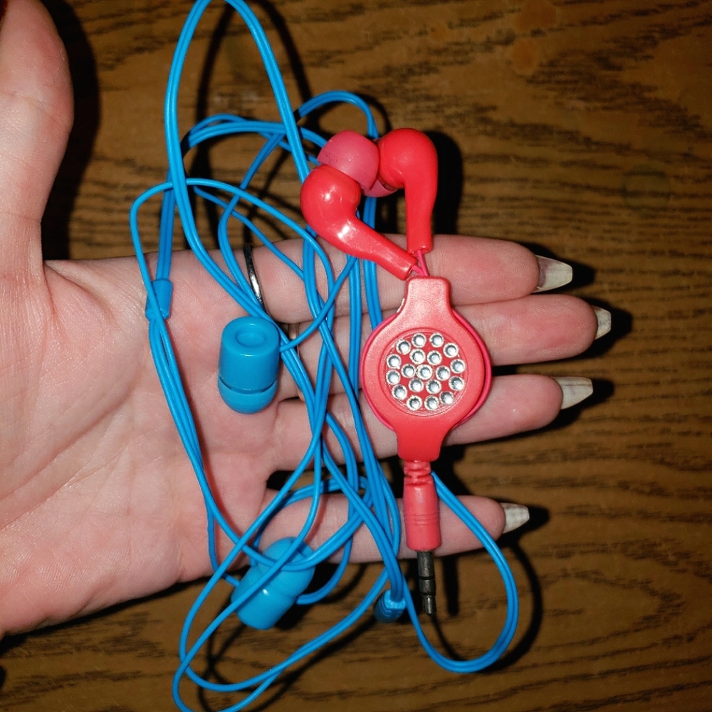 Headphones Bundle (2)